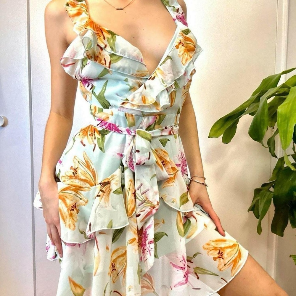 Forever 21 Ruffled Overlay Floral Mini Dress with Tie Details 🤍 (Brand N… - Picture 5 of 8